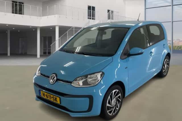 Volkswagen Up! (2018) thumbnail 1