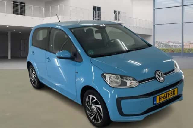 Volkswagen Up! (2018) thumbnail 2
