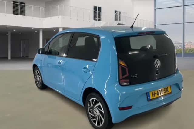 Volkswagen Up! (2018) thumbnail 4