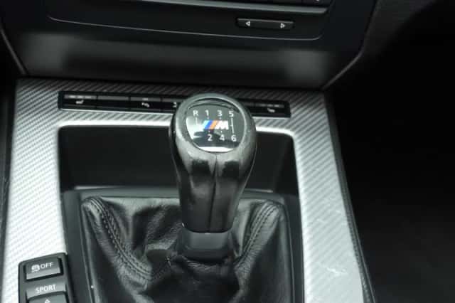BMW Z4 (2010) thumbnail 16