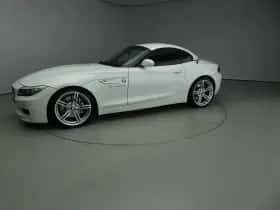 BMW Z4 (2010) thumbnail 17