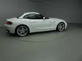 BMW Z4 (2010) thumbnail 21
