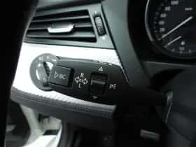 BMW Z4 (2010) thumbnail 26