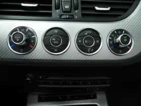 BMW Z4 (2010) thumbnail 31