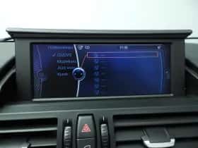 BMW Z4 (2010) thumbnail 34