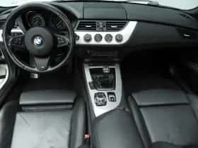BMW Z4 (2010) thumbnail 10