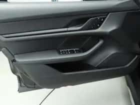 Porsche Taycan (2022) thumbnail 21