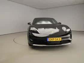 Porsche Taycan (2022) thumbnail 5