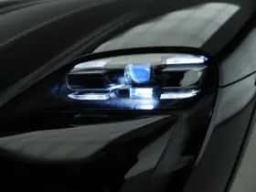 Porsche Taycan (2022) thumbnail 43