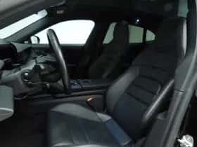 Porsche Taycan (2022) thumbnail 7