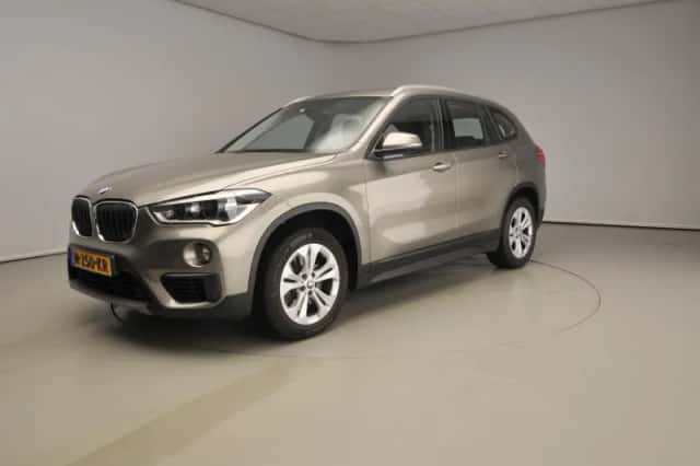 BMW X1 (2018) thumbnail 43