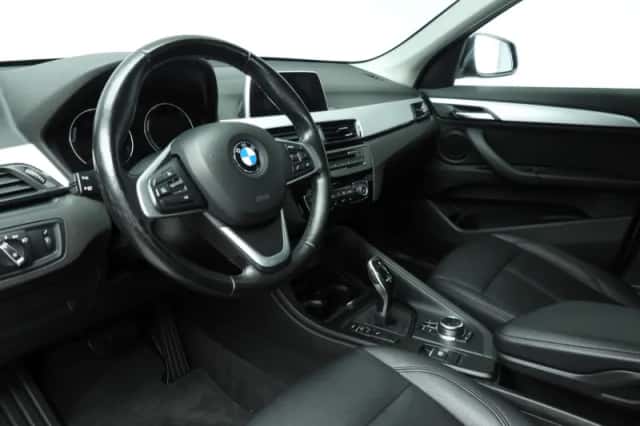 BMW X1 (2018) thumbnail 6