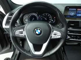 BMW X3 (2018) thumbnail 11