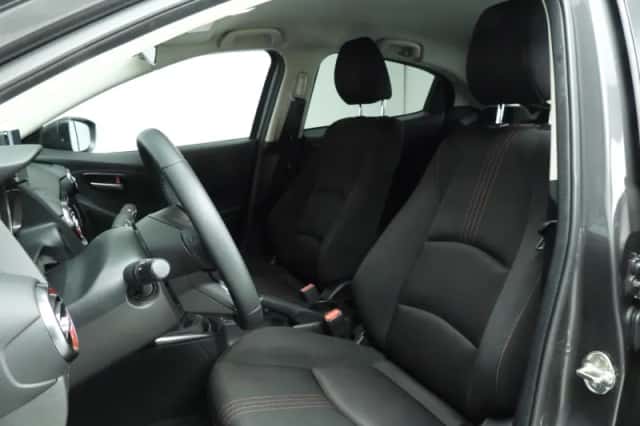 Mazda 2 (2024) thumbnail 7