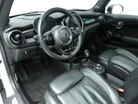 MINI Electric (2020) thumbnail 25
