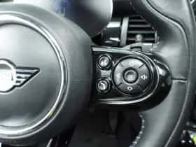 MINI Electric (2020) thumbnail 30