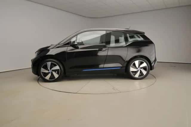 BMW i3 (2016) thumbnail 2