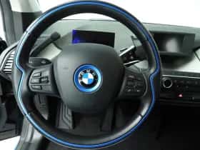 BMW i3 (2016) thumbnail 11