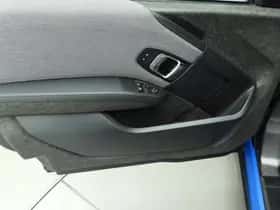BMW i3 (2016) thumbnail 18