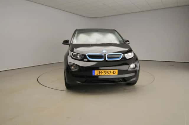 BMW i3 (2016) thumbnail 5