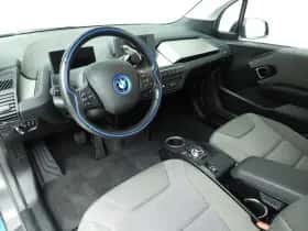 BMW i3 (2016) thumbnail 6