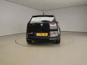 BMW i3 (2015) thumbnail 2