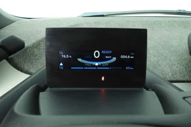 BMW i3 (2015) thumbnail 11