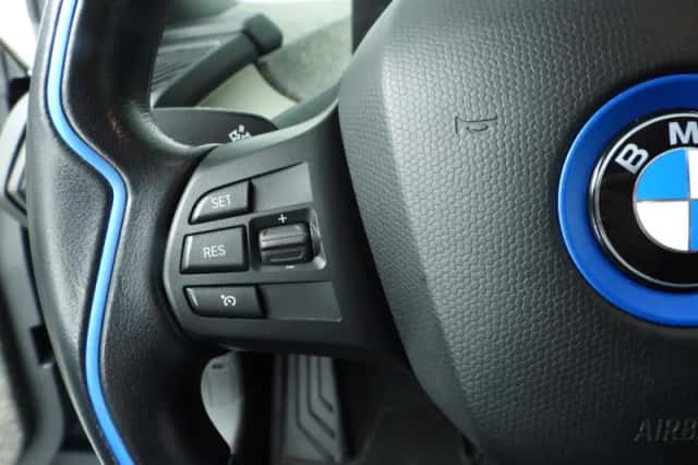 BMW i3 (2015) thumbnail 12