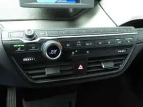 BMW i3 (2015) thumbnail 13
