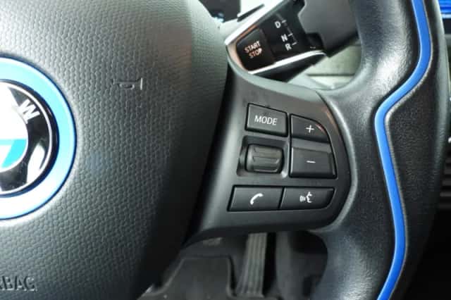 BMW i3 (2015) thumbnail 14