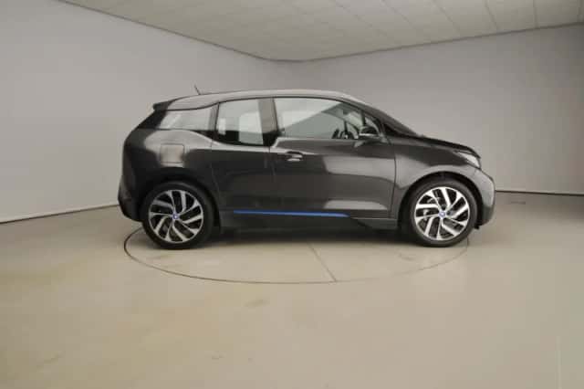 BMW i3 (2015) thumbnail 3