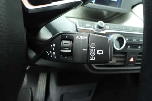 BMW i3 (2015) thumbnail 21
