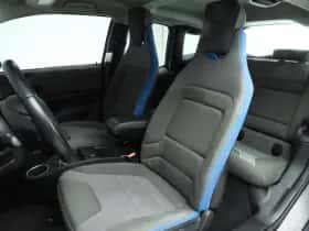 BMW i3 (2015) thumbnail 6