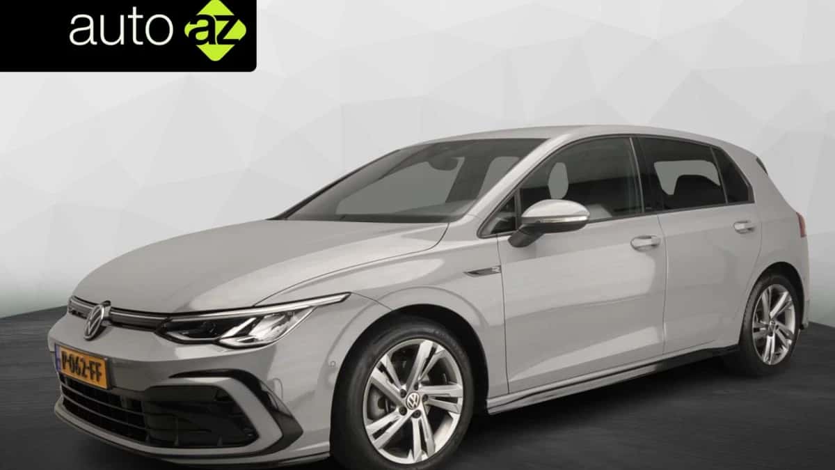 Volkswagen Golf (2020) — foto 1