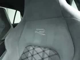 Volkswagen Golf (2020) thumbnail 14