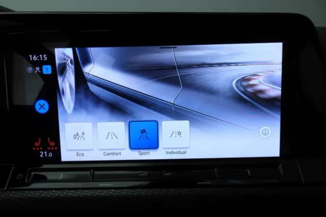 Volkswagen Golf (2020) thumbnail 34