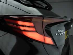 Toyota C-HR (2020) thumbnail 34