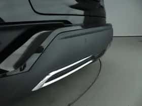 Toyota C-HR (2020) thumbnail 35