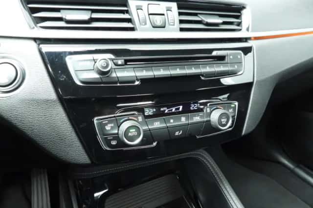 BMW X1 (2017) thumbnail 14