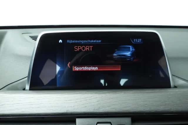 BMW X1 (2017) thumbnail 33
