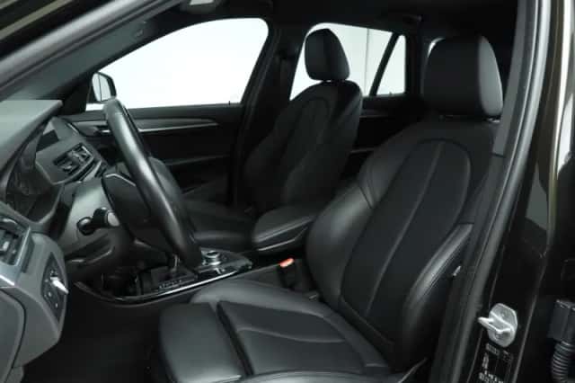 BMW X1 (2017) thumbnail 7