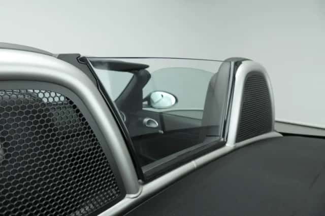 Porsche Boxster (2010) thumbnail 16
