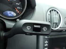 Porsche Boxster (2010) thumbnail 19
