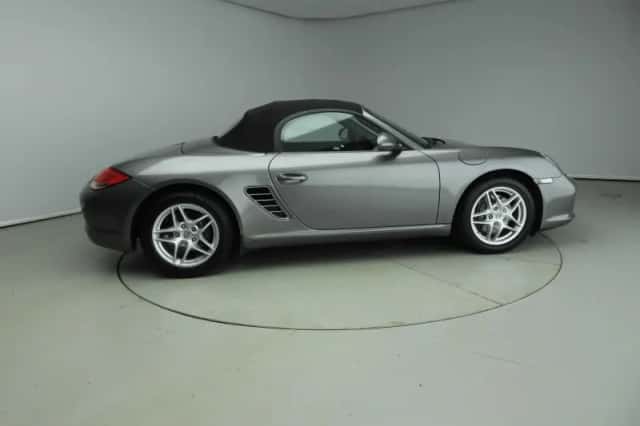Porsche Boxster (2010) thumbnail 24