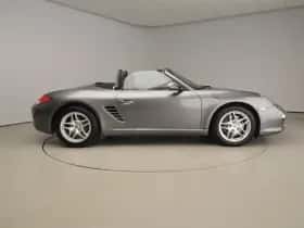 Porsche Boxster (2010) thumbnail 4