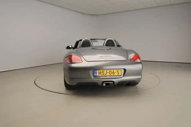 Porsche Boxster (2010) thumbnail 6