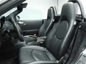 Porsche Boxster (2010) thumbnail 7