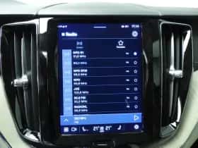 Volvo XC60 (2022) thumbnail 29
