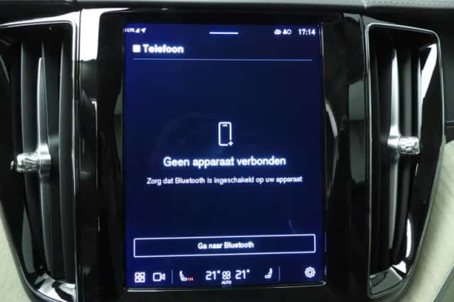 Volvo XC60 (2022) thumbnail 30