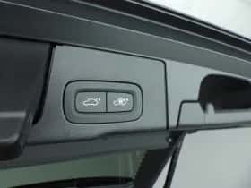 Volvo XC60 (2022) thumbnail 38